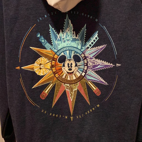 Awesome Disney Sweatshirt Blue and White. size L - Picture 5 of 8